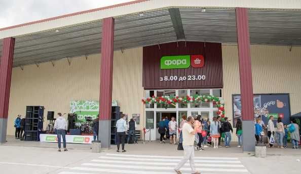 ОРЕНДА приміщеннь ТРЦ у місті Славутич, Поліській квартал, 60