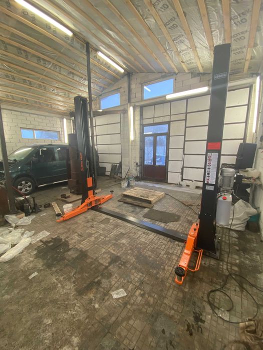 Підйомник двостійковий