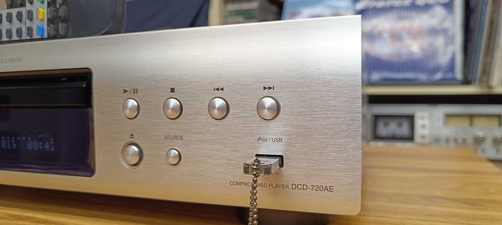 CD програвач   Denon DCD-720 AE