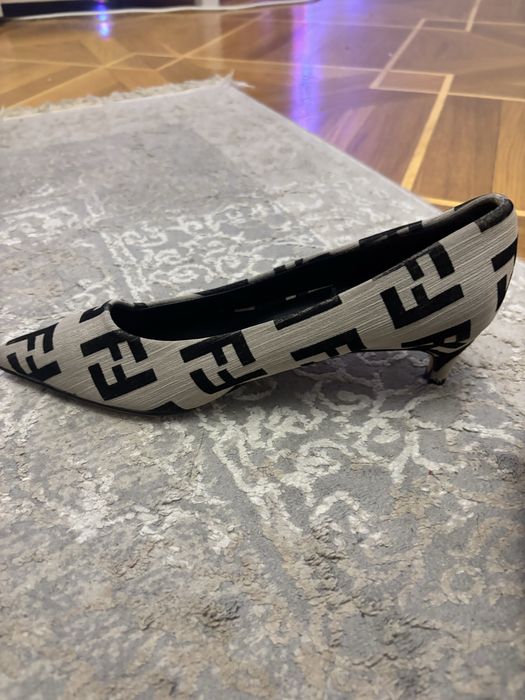 Підбори Fendi 36 розмір
