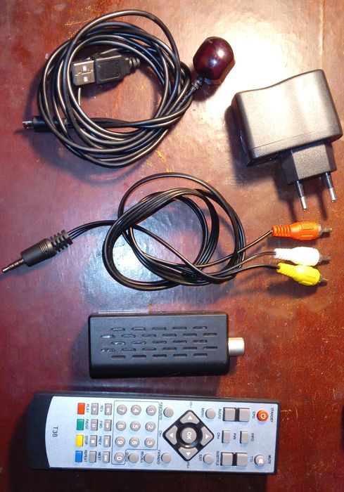 Міні тюнер Т2 для телевізора або монітора