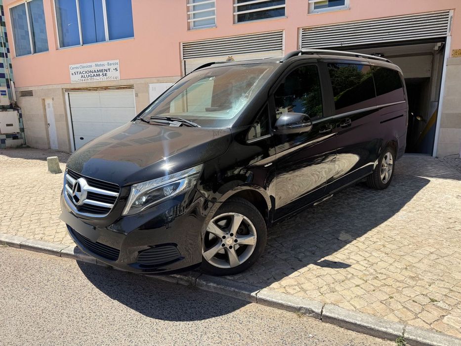 Mercedes-Benz V 220