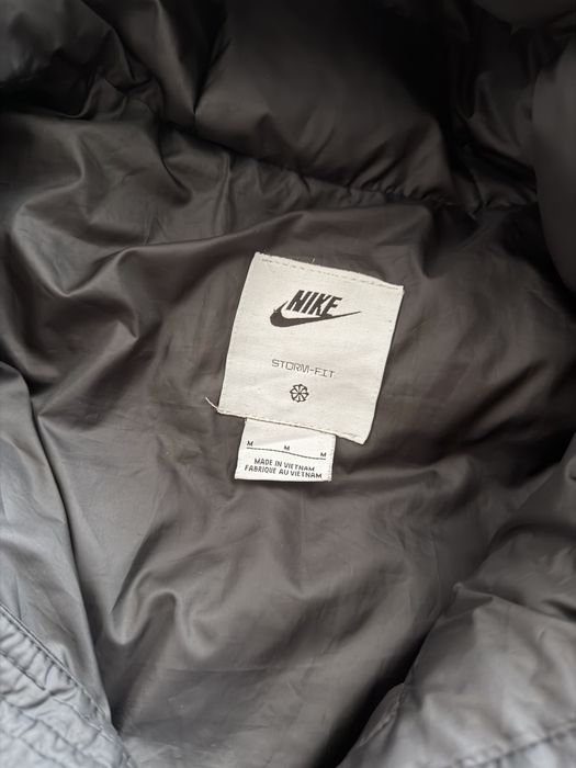 nike storm fit пуховик