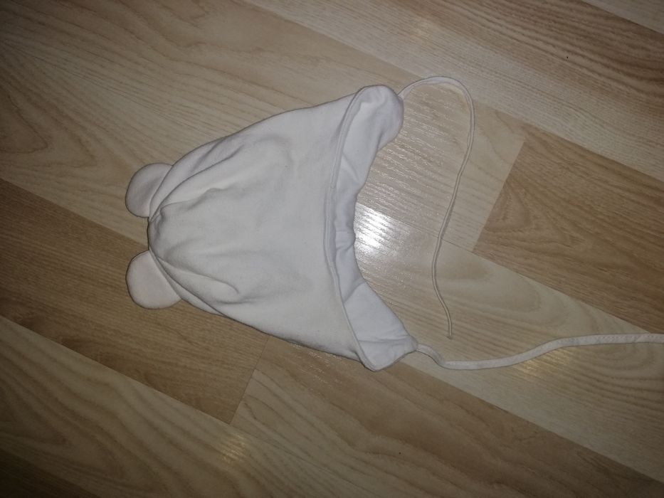 Дитяча шапочка до півтора року