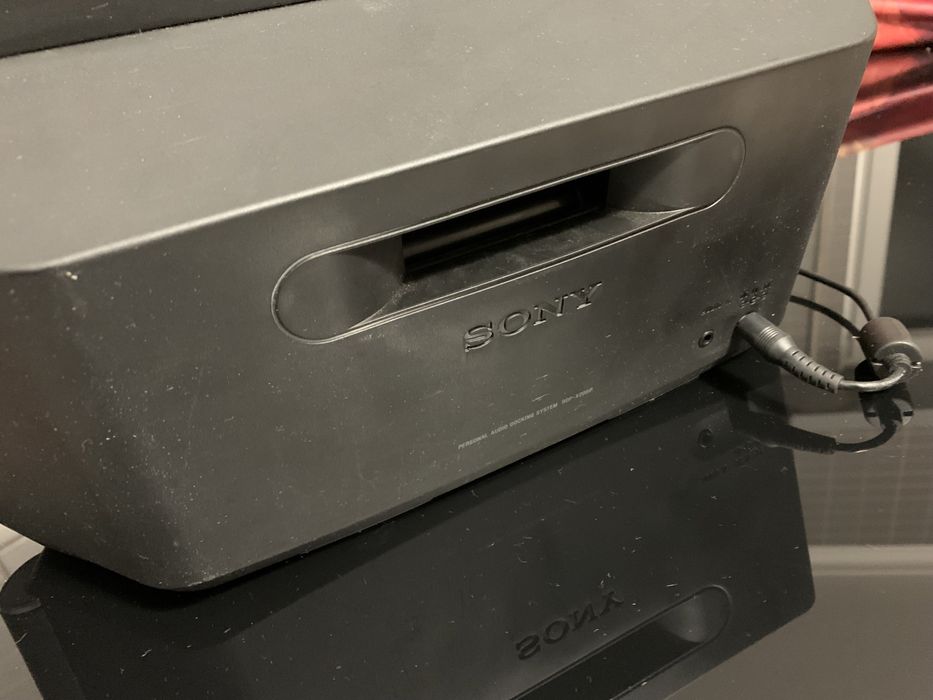 Speaker - Sony (RDP-X200IP)