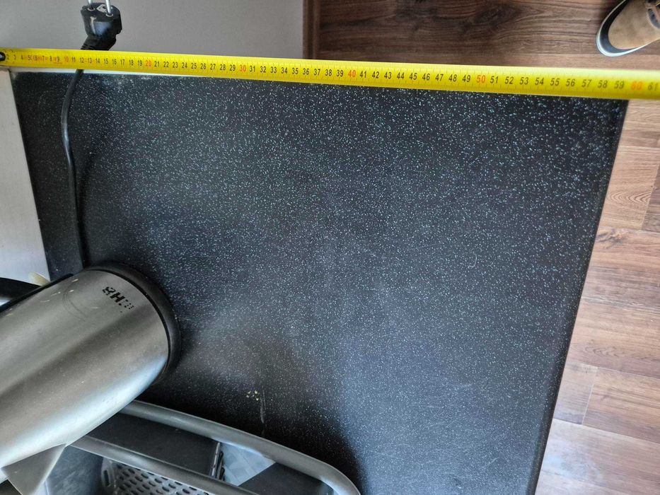 kuchnia z wyposażeniem