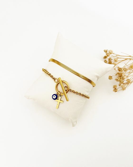 Pulseiras douradas em aço inoxidavel