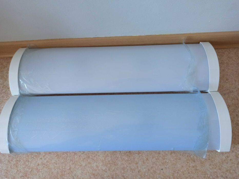 2 lampy Philips 20W SM150C LED24S/840