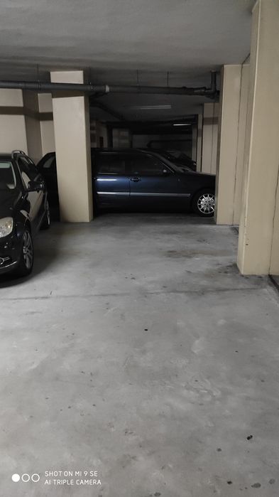 Lugar de garagem na R. de Grijó