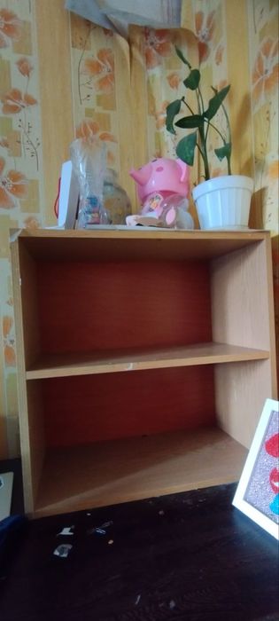 Полка в хорошем состоянии