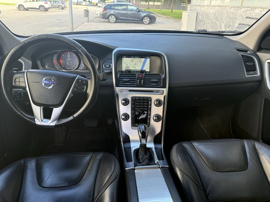 Volvo XC 60 D3 Geartronic Edição Limitada Ocen Race