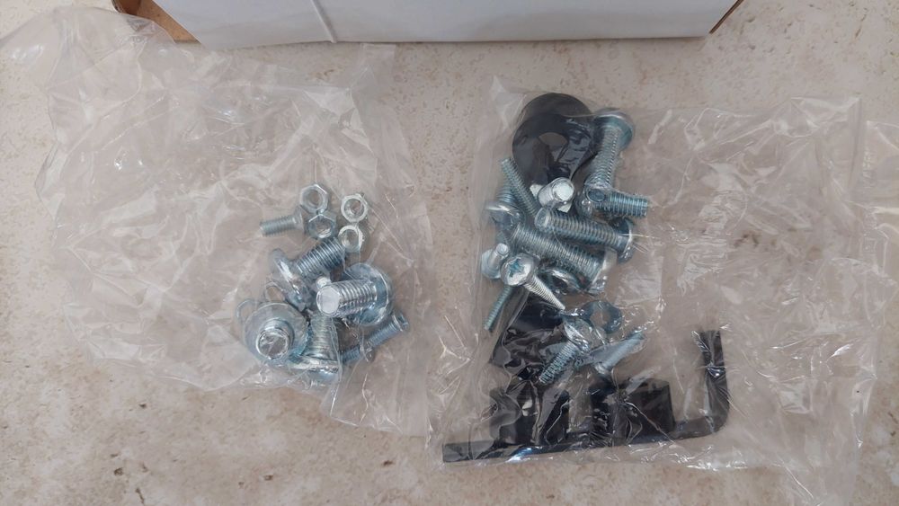 Uchwyt do telewizora 22”-32” ścienny obrotowy