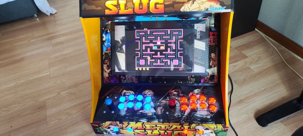 Máquina arcade multiplataforma (ecrã 24 polegadas)