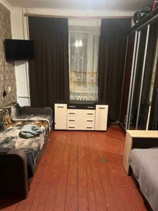 2 кімнати в гуртожитку, можна їх зєднати в одну квартиру ID:80003