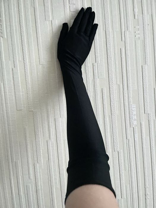 Сатинові чорні/білі/червоні довгі рукавички для фото/образу/сцени