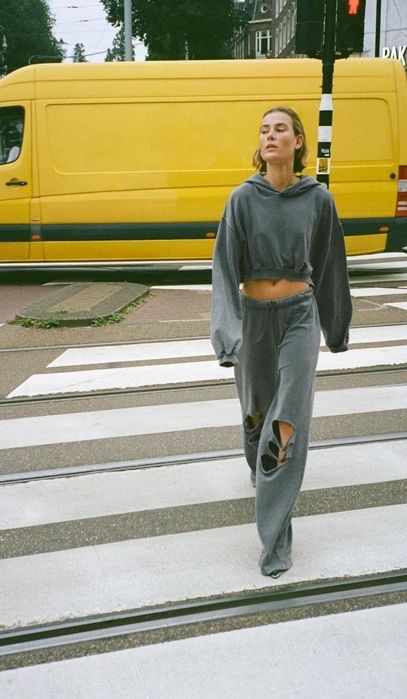 Худи Zara укороченный