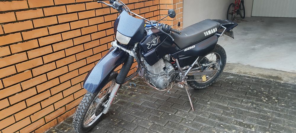 Yamaha XT 600E Impecável