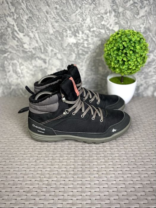Quechua waterproof ботинки 40 размер трекинговые черные оригинал