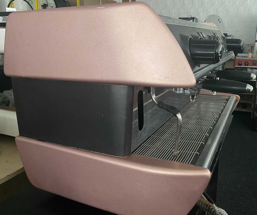 Кофемашина La Spaziale S3. Професійна кавомашина.