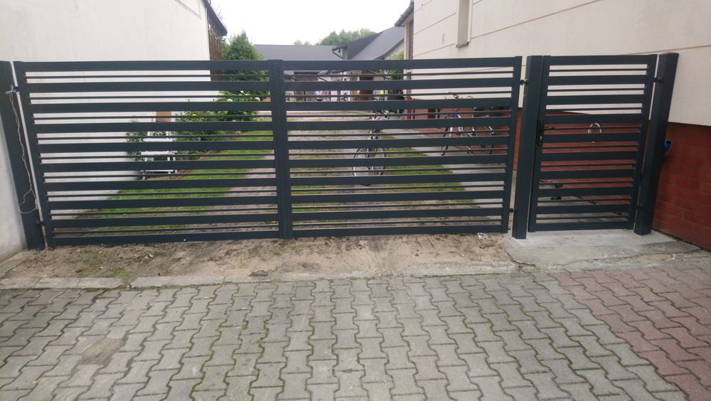 Furtka panelowa  150x100