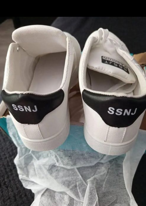 Męskie Buty sportowe rozmiar 41,Trampki tenisówki białe nowe