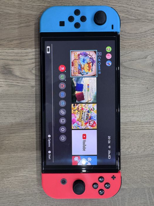 Konsola Nintendo Switch + Mario Kart 8 Deluxe