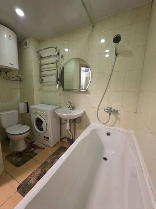 Сдам просторную 1к  Студию,  пр. Богдана Хмельницкого 16, пр.Поля