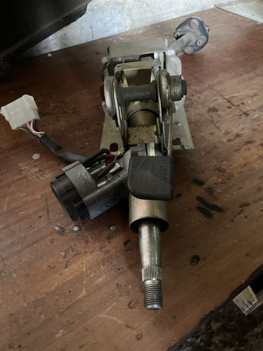 Рульовий вал з регулюванням на Ваз 2108-15