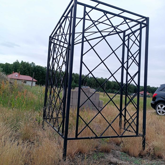 Pergola ogrodowa metalowa
