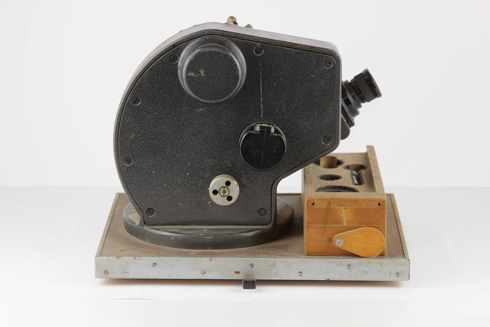 Микроскоп советский ИРФ-22