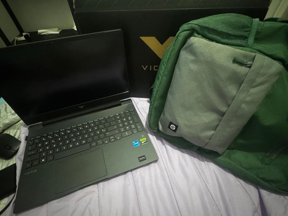 Portatil gaming como novo