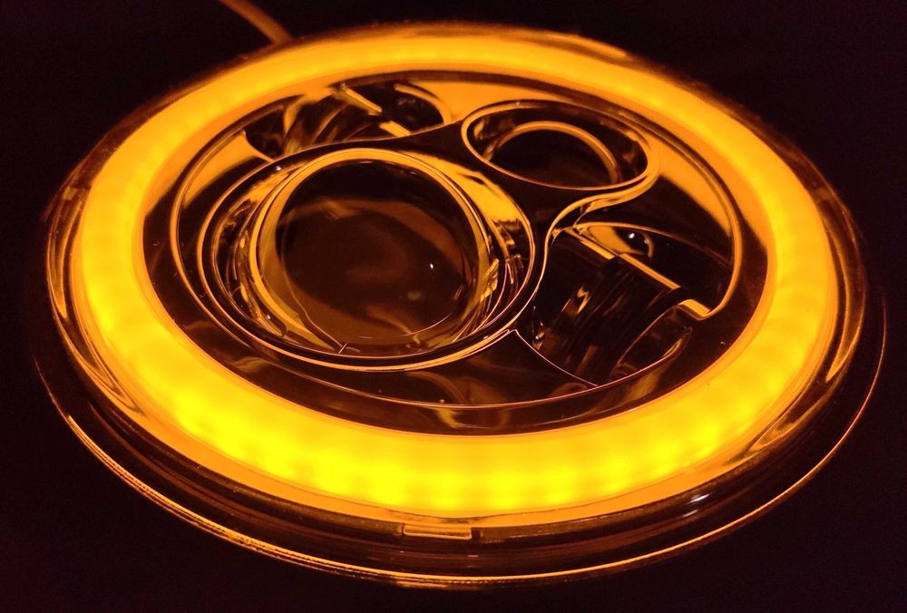 Фара 7" LED мото авто Н4 ангельские глазки светодиод Ява Иж Нив