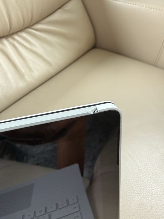 Laptop/tablet Microsoft Surface Book 2 Corei7/16GB RAM/512GB SSD/GeForce GTX1050/Win11Pro + stacja dokująca