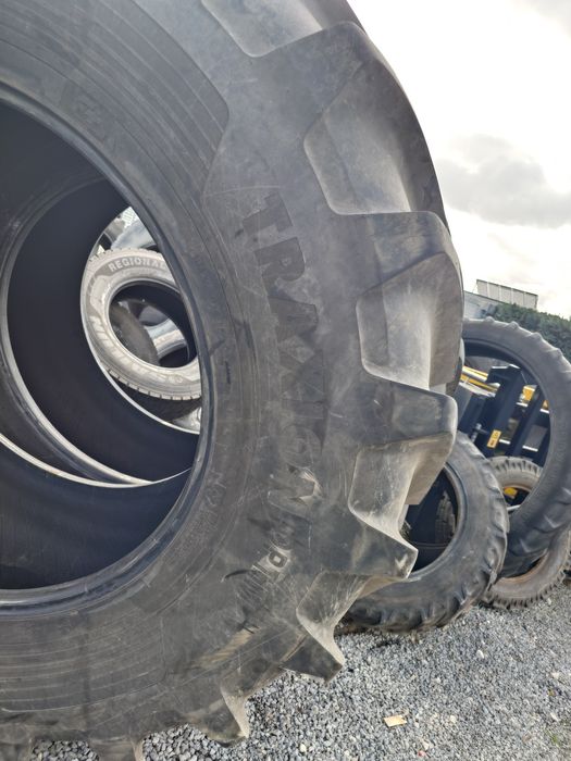 Opony 750 70 r44. Vredestein. Bkt. Michelin.