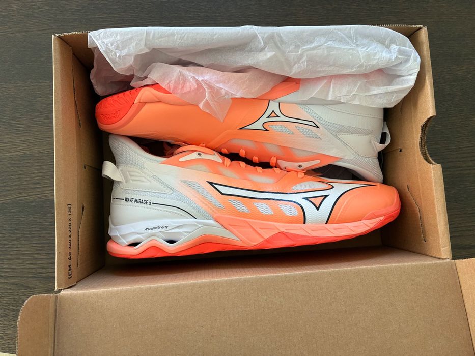 Mizuno Mirage 5