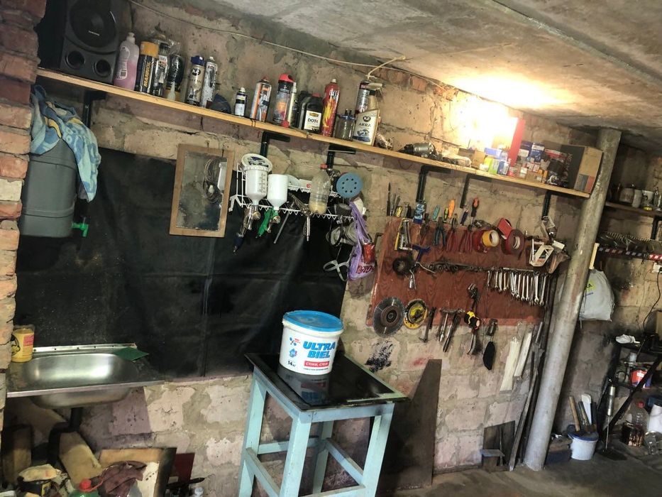 Продам гараж кооператив Авангард