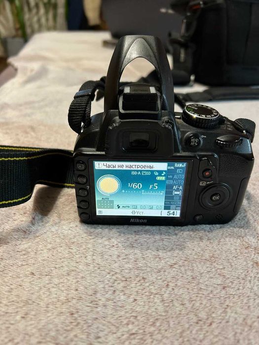 Дзеркальний фотоапарат Nikon D3100 KIT 18-55mm 2Gb + сумка  3 000 грн.
