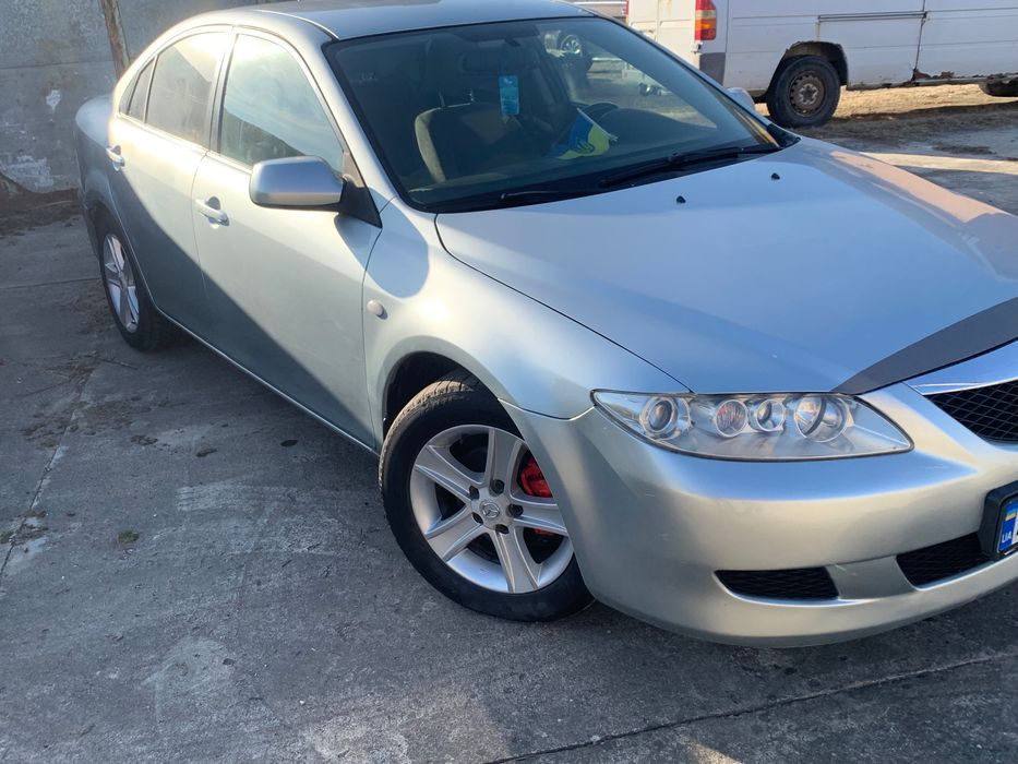Автомобіль Mazda 6