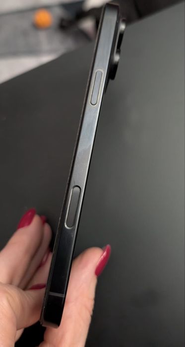 Iphone 16 Pro Max - excelente, como novo