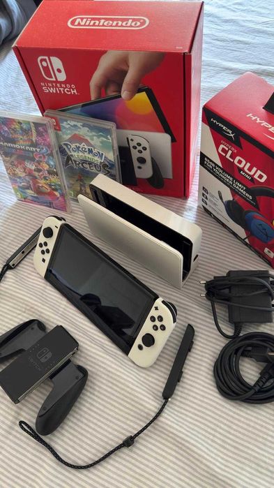 Nintendo Switch OLED + 2 Jogos + Garantia + Seguro + Fones