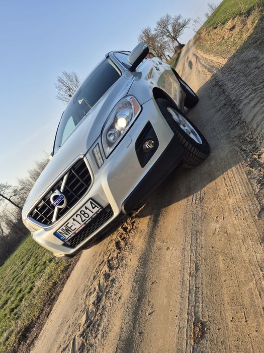 Volvo XC60 D4 2,4d 176km manual