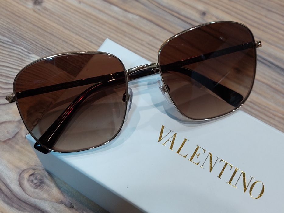 Жіночі квадраиеі сонцезахисеі окуляри VA2046 від Valentino! Оригінал!