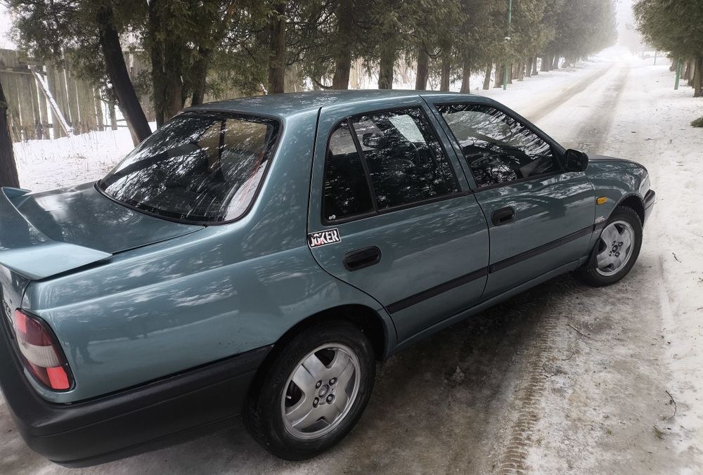 Nissan Sunny 1.4 Ланц бензин 1995 року Нісанн Санні в хорошому стані