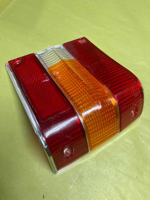 Vidro farolins trás direito Ford Cortina MK3 MkIII