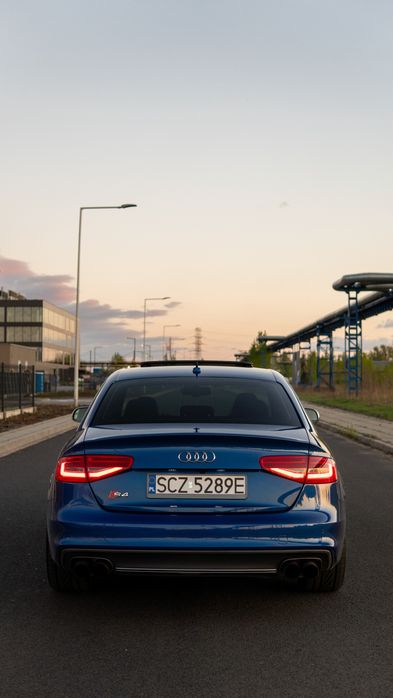 Audi S4 333KM limousine