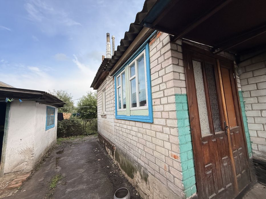 Продам гарний  будинок