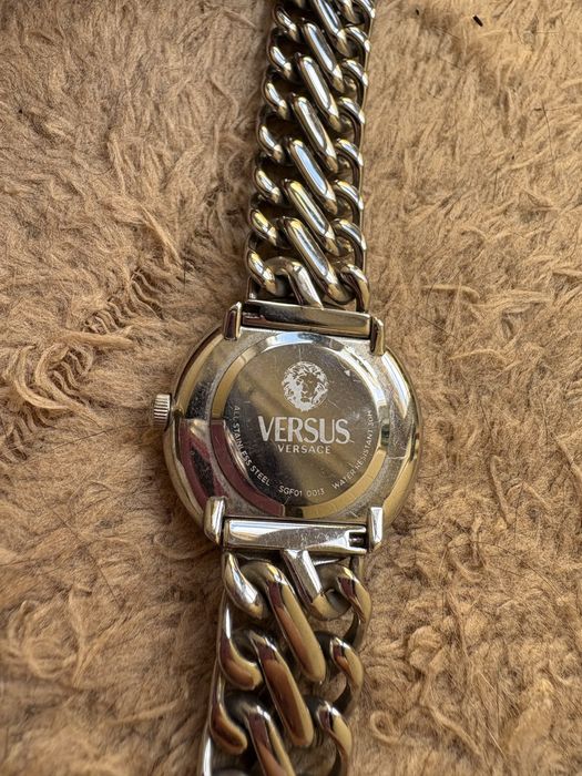 Relógio Versus Versace de Aço Inoxidável - Elegante e Sofisticado