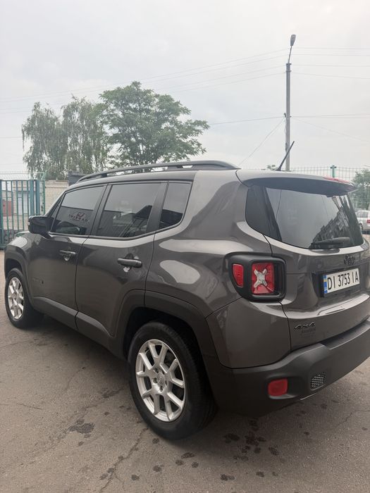 Jeep Renegade 2016 VIN ZACCJBBT6GPD07965 фото оголошення 2 з 8