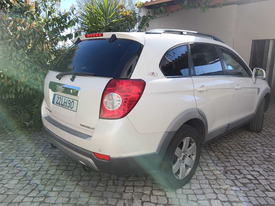 Chevrolet Captiva confortável e em ótimo estado geral