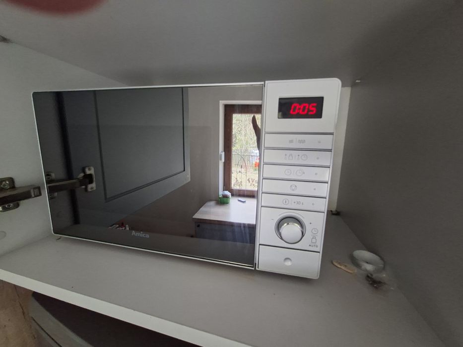 Mikrofala Amica srebrna